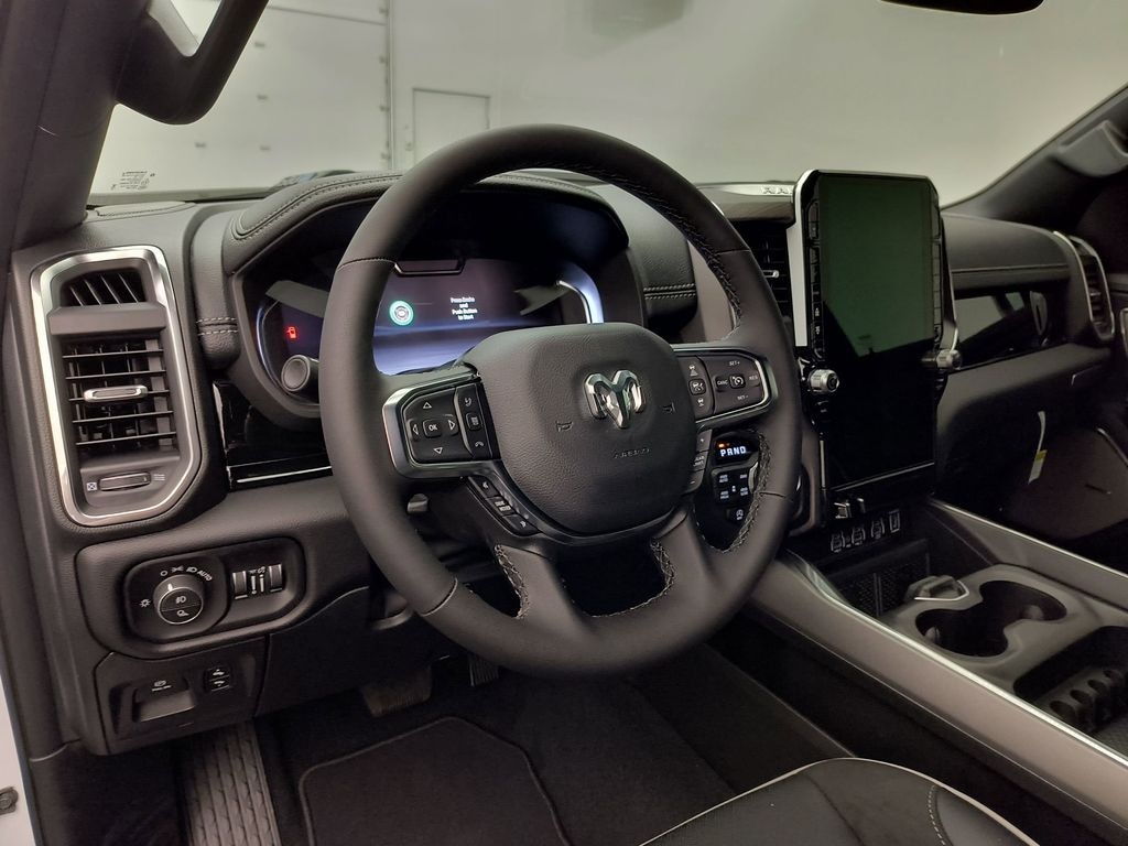 New 2026 Ram 1500 LARAMIE CREW CAB 4X4 5'7 BOX Pickup