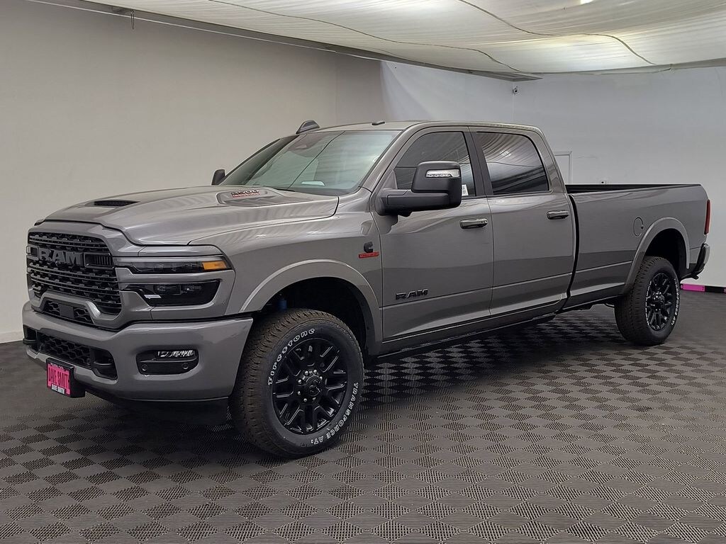 New 2026 Ram 2500 LIMITED CREW CAB 4X4 8' BOX Pickup