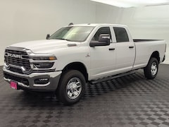 2026 Ram 2500 TRADESMAN CREW CAB 4X4 8' BOX Pickup