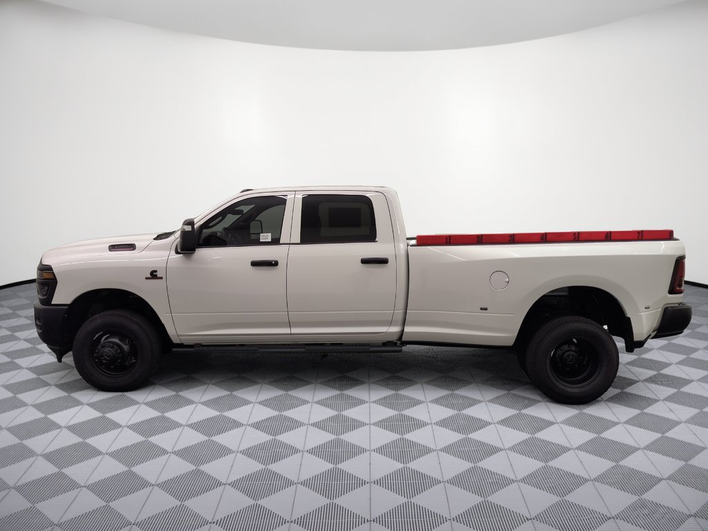 New 2027 Ram 3500 TRADESMAN CREW CAB 4X4 8' BOX Pickup
