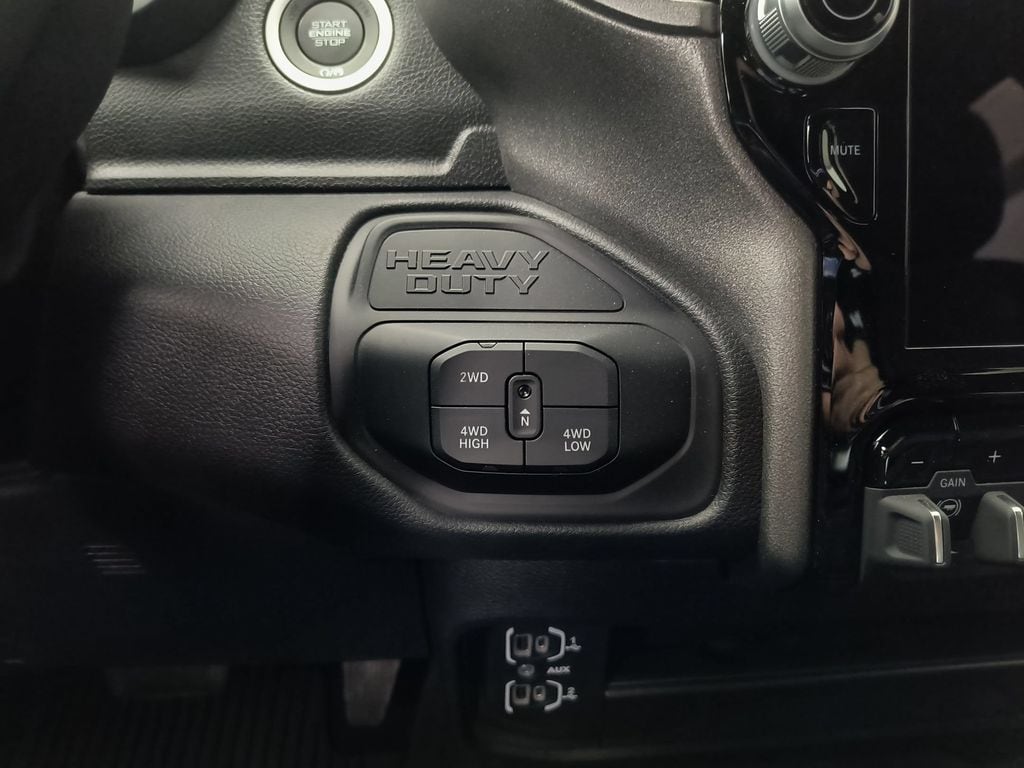 2025 RAM 2500 Tradesman - Photo 28