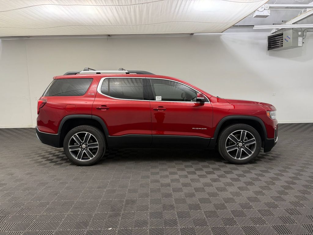 Acadia SLT SUV