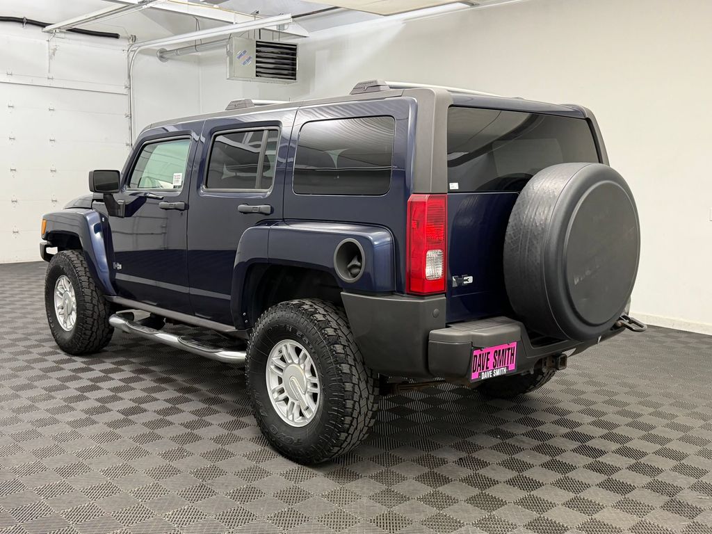 H3 SUV SUV