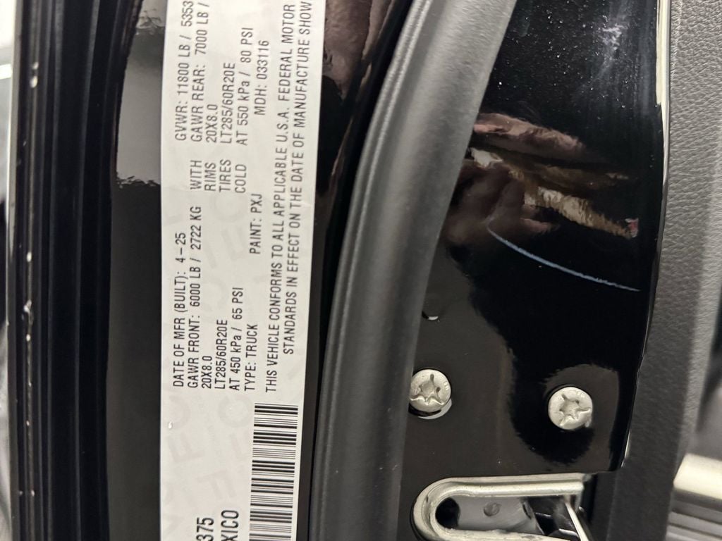 2025 RAM 3500 Limited - Photo 18