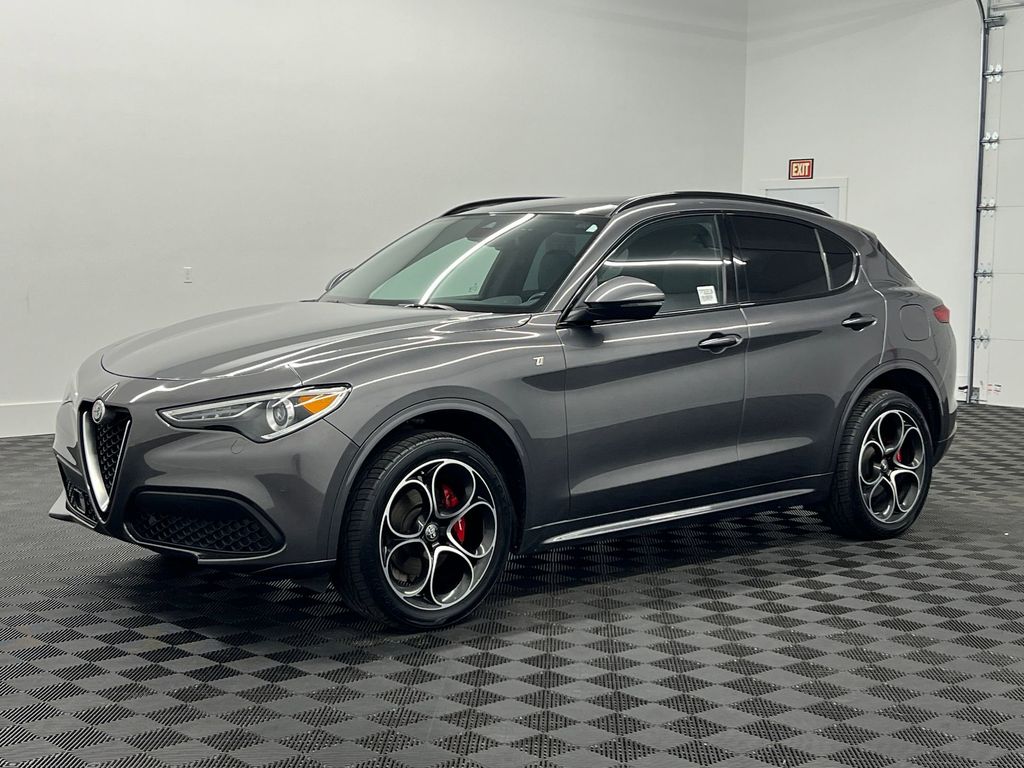 2023 Alfa Romeo Stelvio Ti