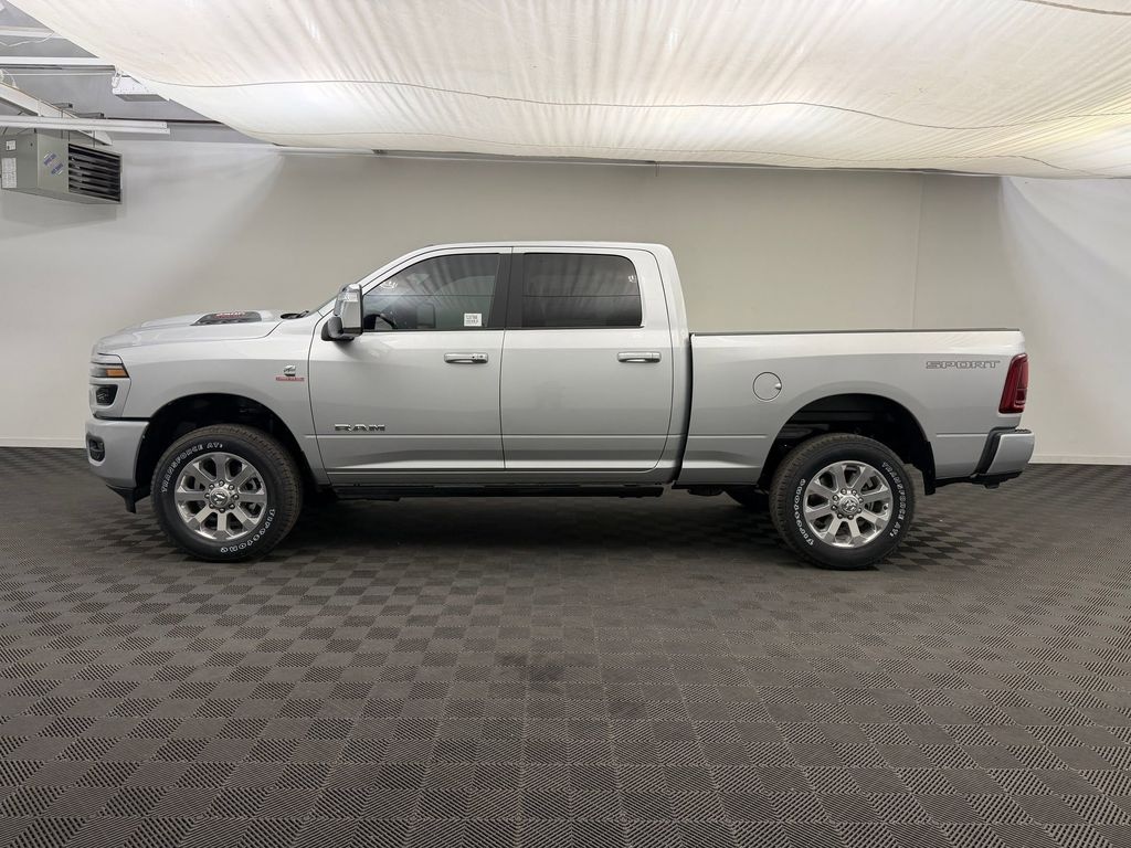 New 2026 Ram 2500 LARAMIE CREW CAB 4X4 6'4 BOX Pickup