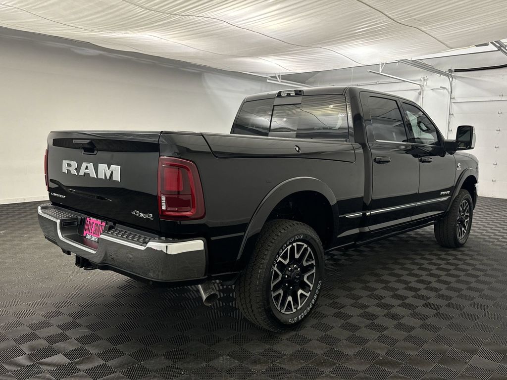 2025 RAM 3500 Limited - Photo 8