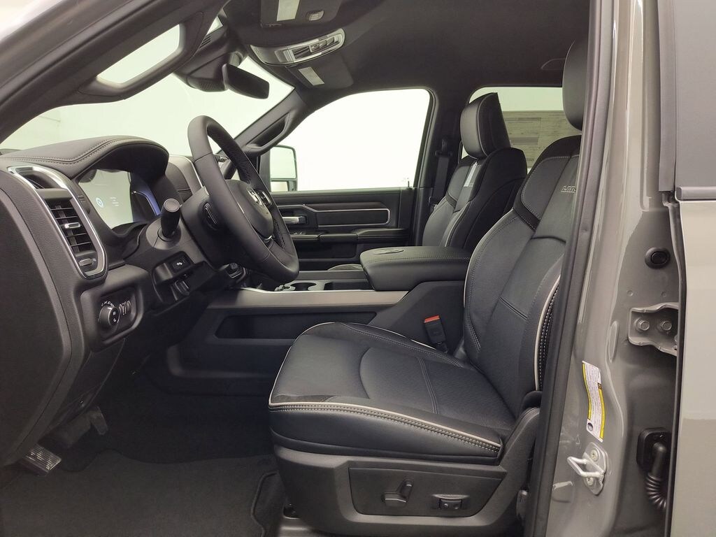 New 2026 Ram 2500 LARAMIE CREW CAB 4X4 6'4 BOX Pickup