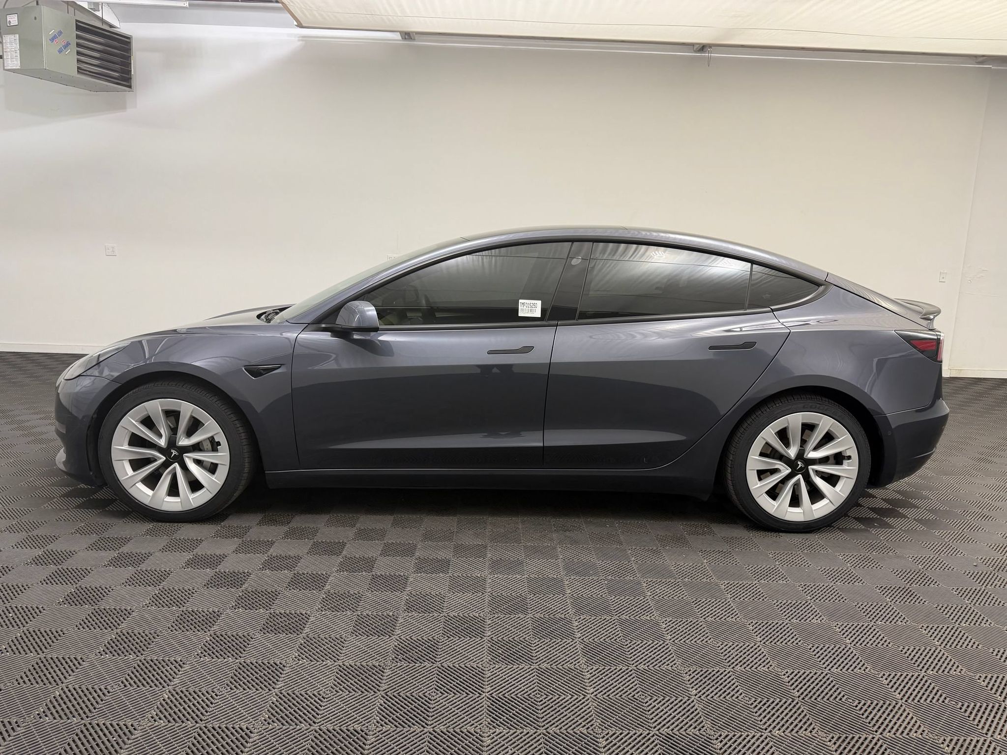 Used 2021 Tesla Model 3 Base with VIN 5YJ3E1EB0MF015250 for sale in Kellogg, ID