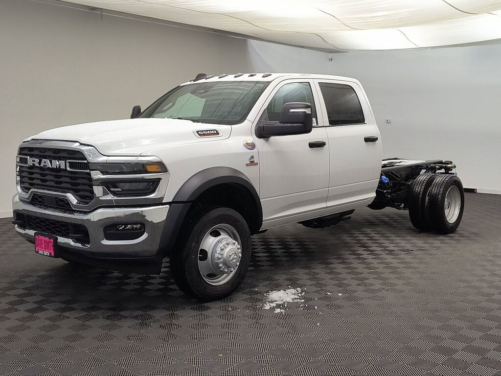 New 2026 Ram 5500 Chassis Cab 5500 TRADESMAN CHASSIS CREW CAB 4X4 60' CA Pickup