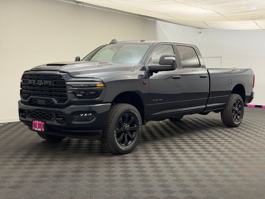 New 2026 Ram 3500 LARAMIE CREW CAB 4X4 8' BOX Pickup