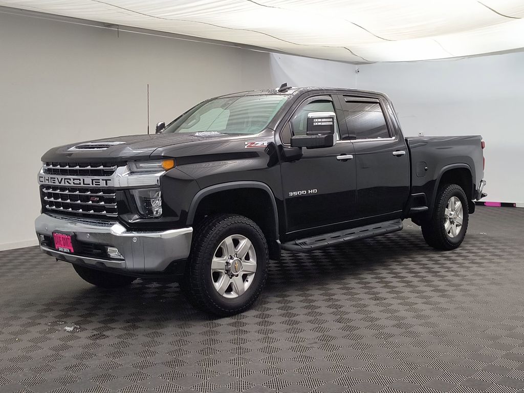 2021 Chevrolet Silverado HD LTZ's photo