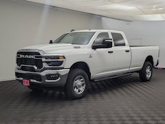 2026 Ram 2500 TRADESMAN CREW CAB 4X4 8' BOX Pickup