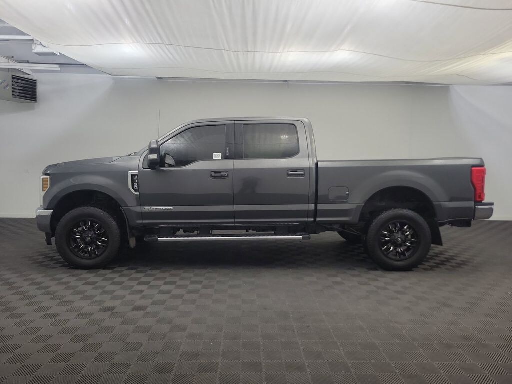 Used 2019 Ford F-350 Lariat Truck Crew Cab