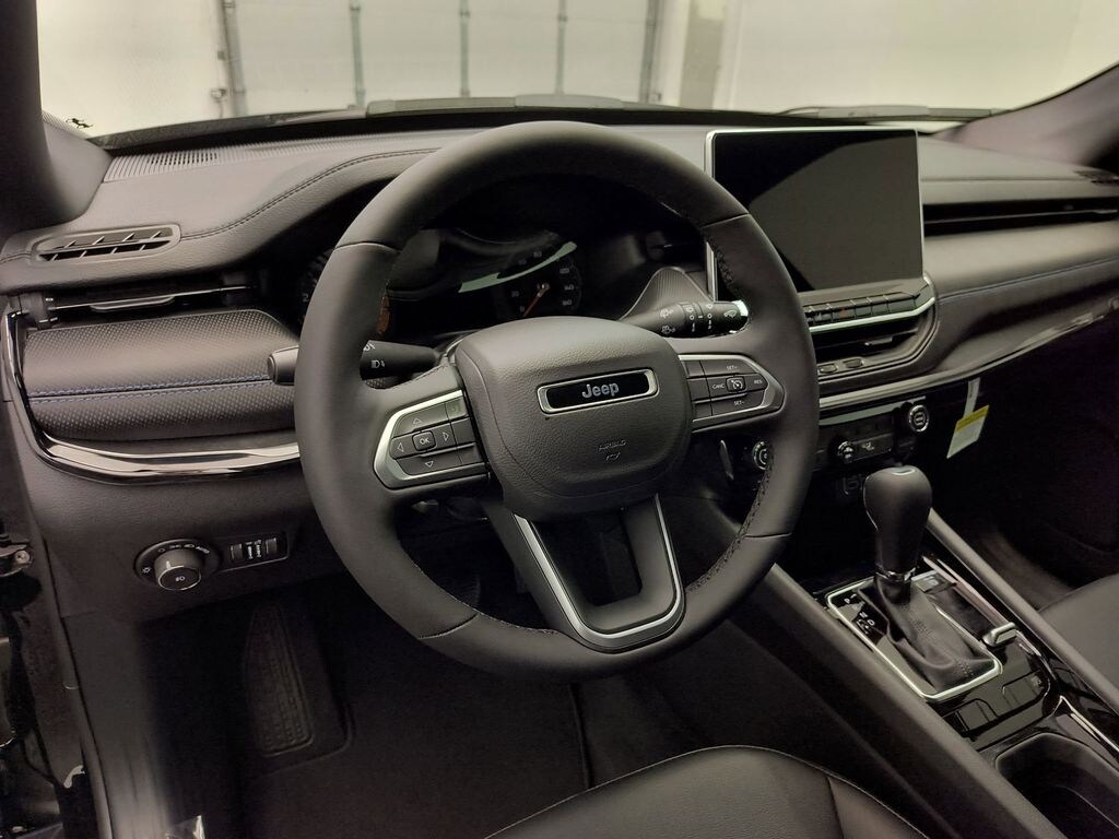 New 2026 Jeep Compass LATITUDE ALTITUDE 4X4 Sport Utility