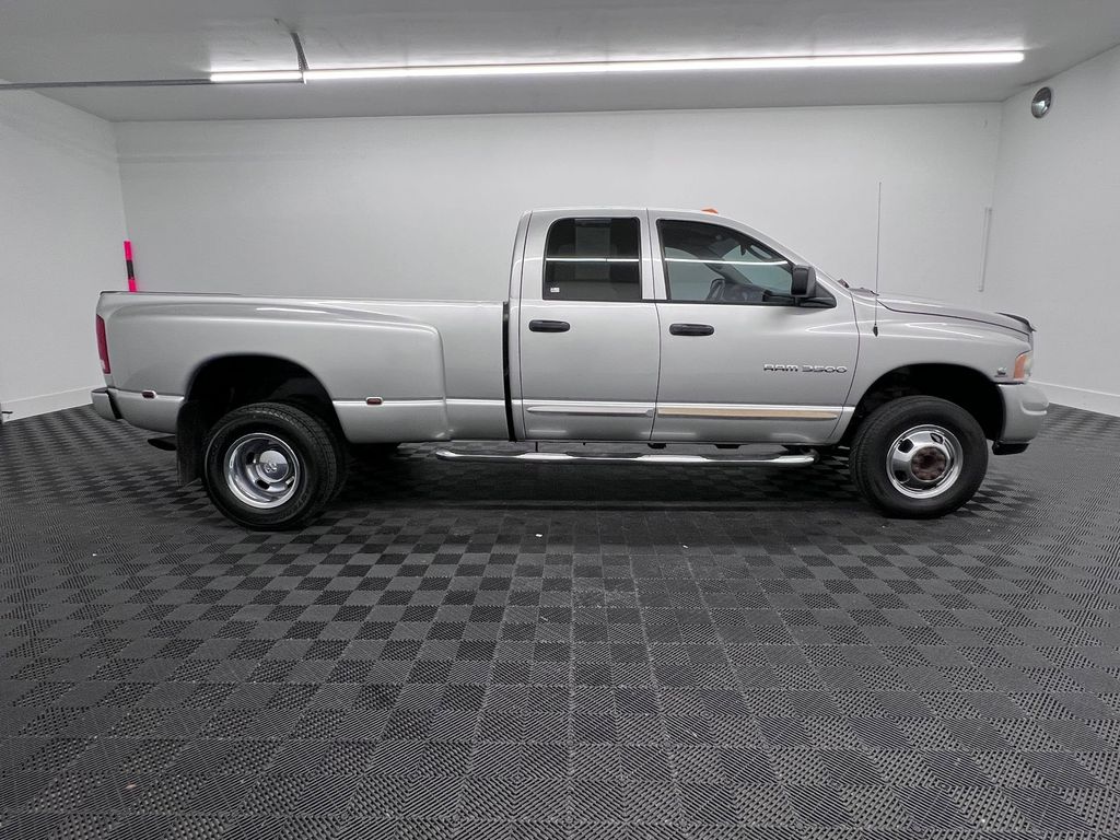 Ram 3500 SLT/Laramie Truck Quad Cab
