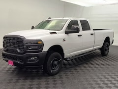 2025 Ram 2500 TRADESMAN CREW CAB 4X4 8' BOX Pickup