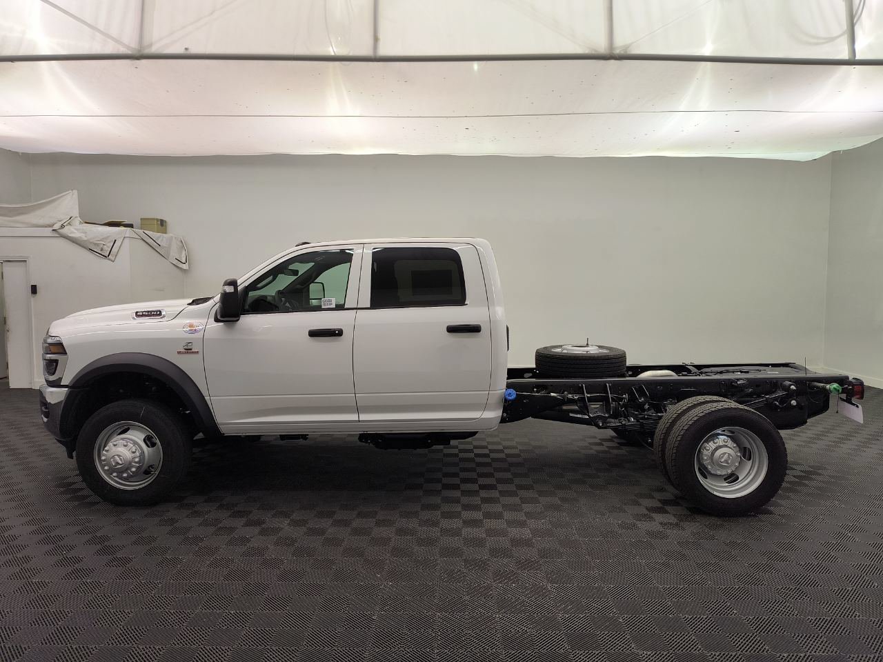 New 2027 Ram 5500 Chassis Cab TRADESMAN CREW 4X4 60' CA Pickup