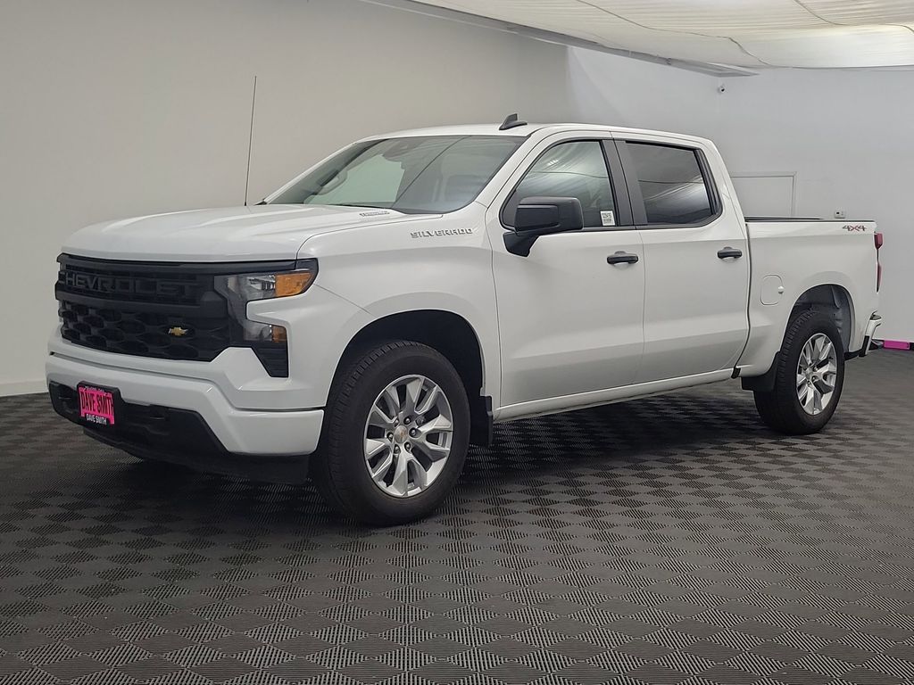 2025 Chevrolet Silverado 1500 Custom