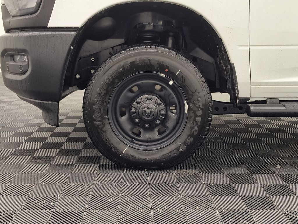 2025 RAM 2500 Tradesman - Photo 10