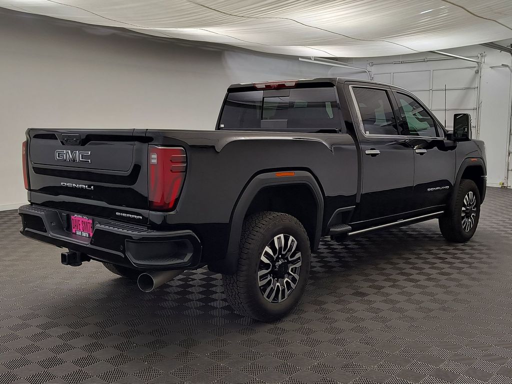 2025 GMC Sierra 3500HD Denali Ultimate - Photo 9