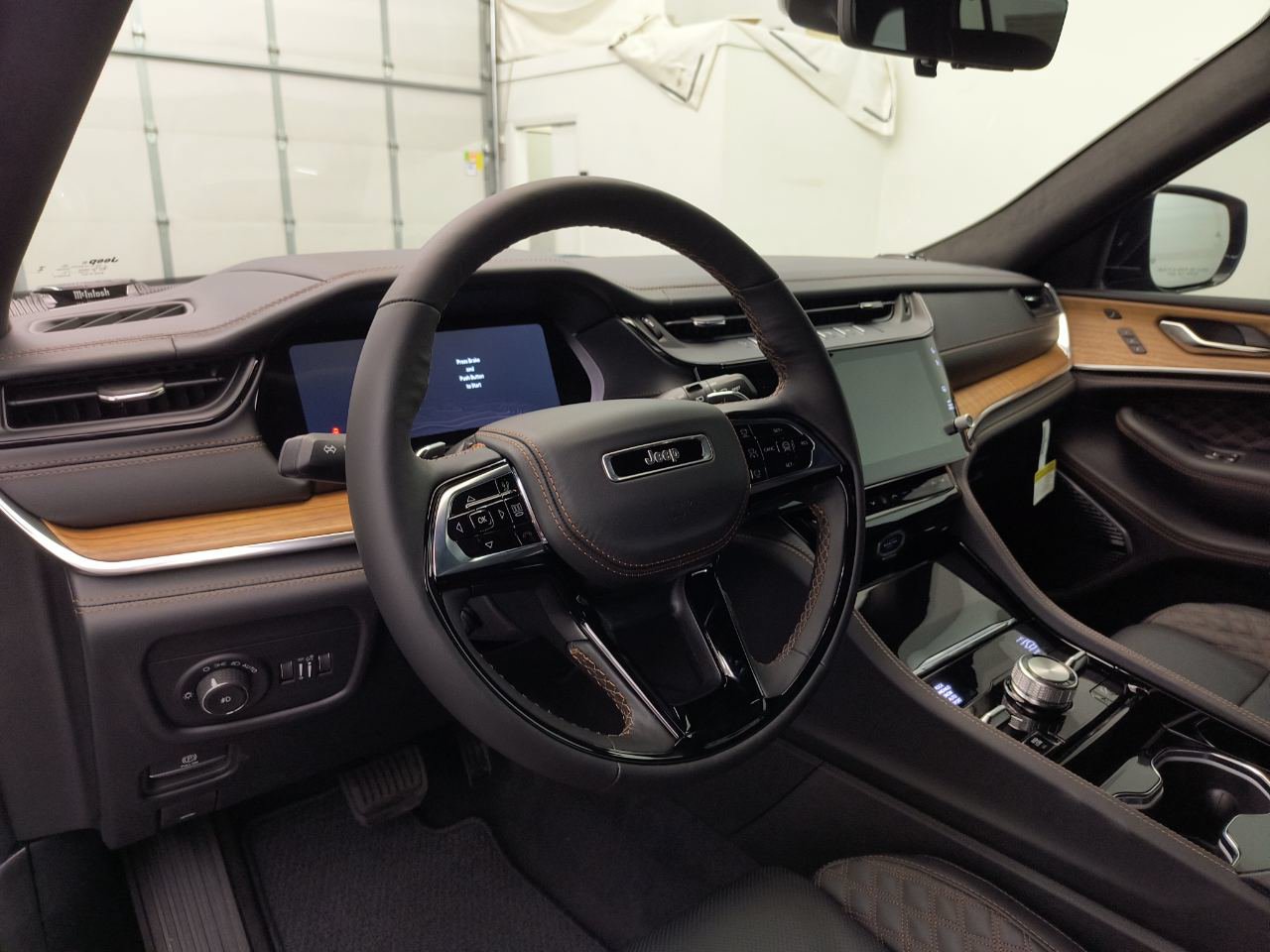 New 2027 Jeep Grand Cherokee 2 Row SUMMIT 4X4 Sport Utility