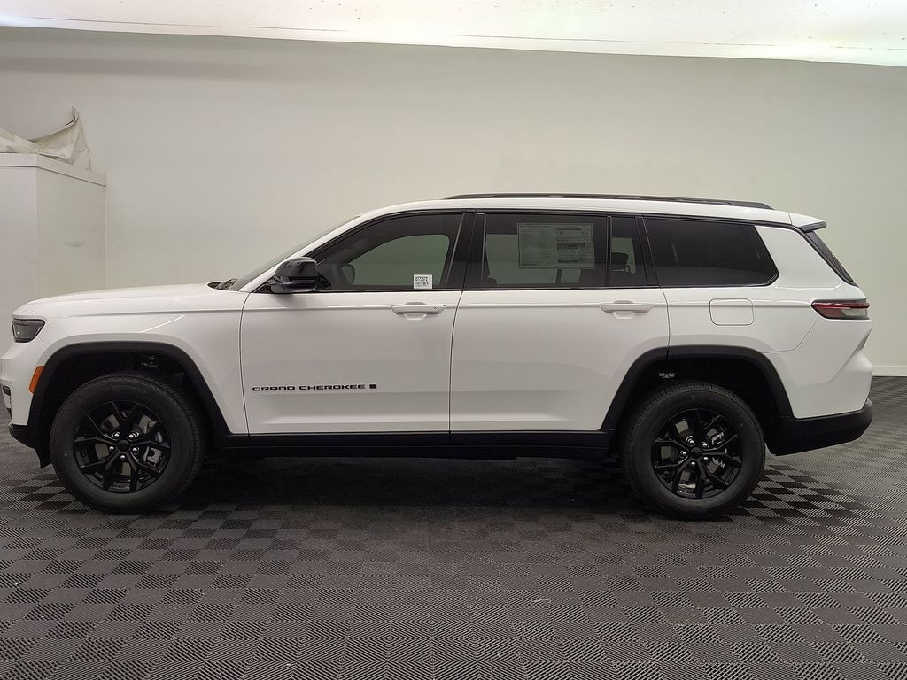 New 2025 Jeep Grand Cherokee L ALTITUDE 4X4 Sport Utility