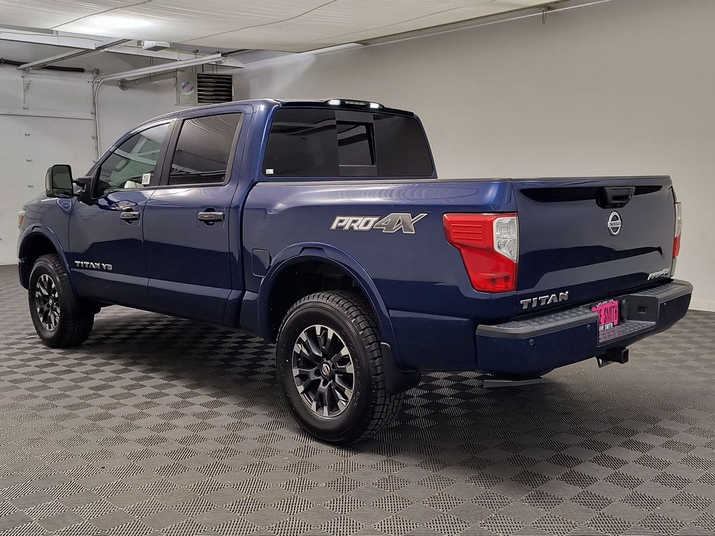 Titan Truck Crew Cab
