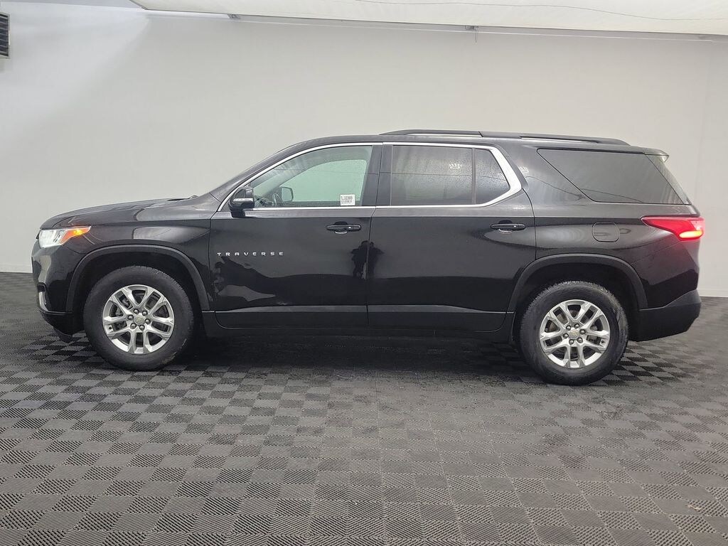 Used 2020 Chevrolet Traverse LT Cloth w/1LT SUV