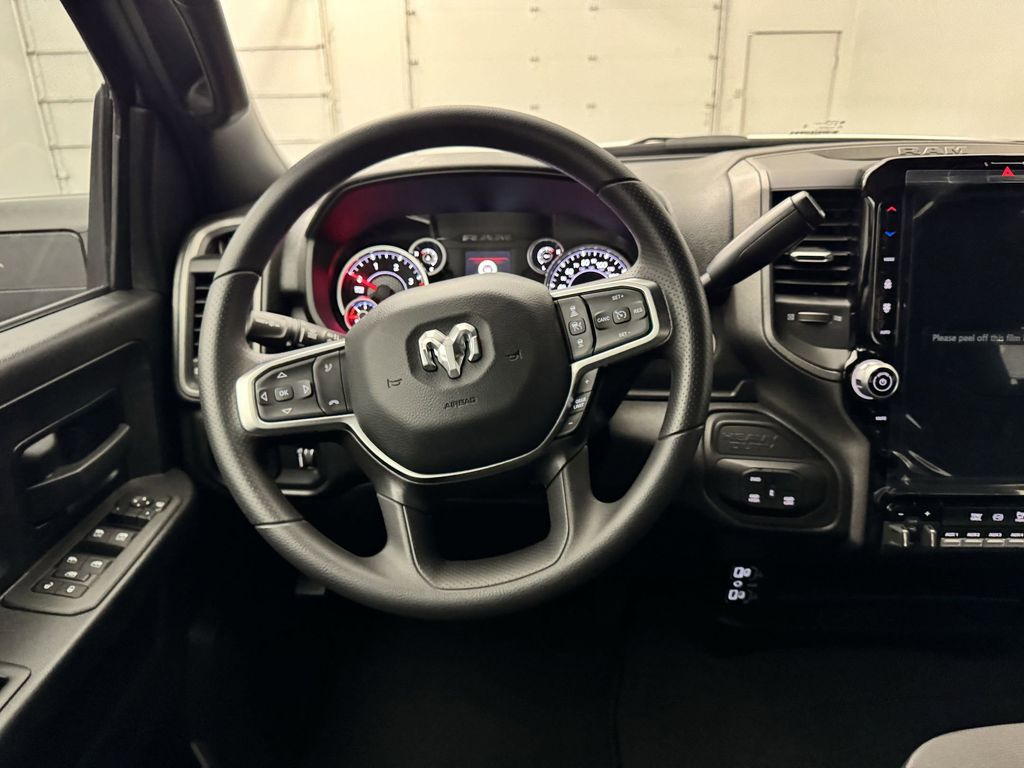 2025 Ram 2500 Tradesman photo 4