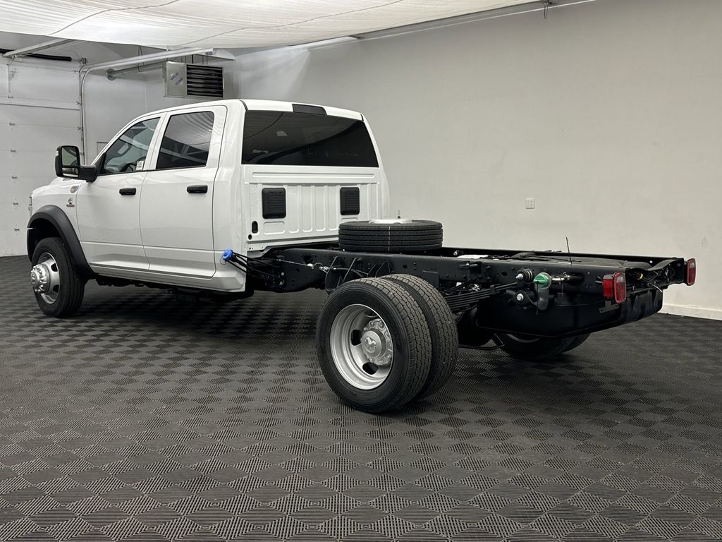 New 2025 Ram 5500 Chassis Cab 5500 TRADESMAN CHASSIS CREW CAB 4X4 60' CA Pickup