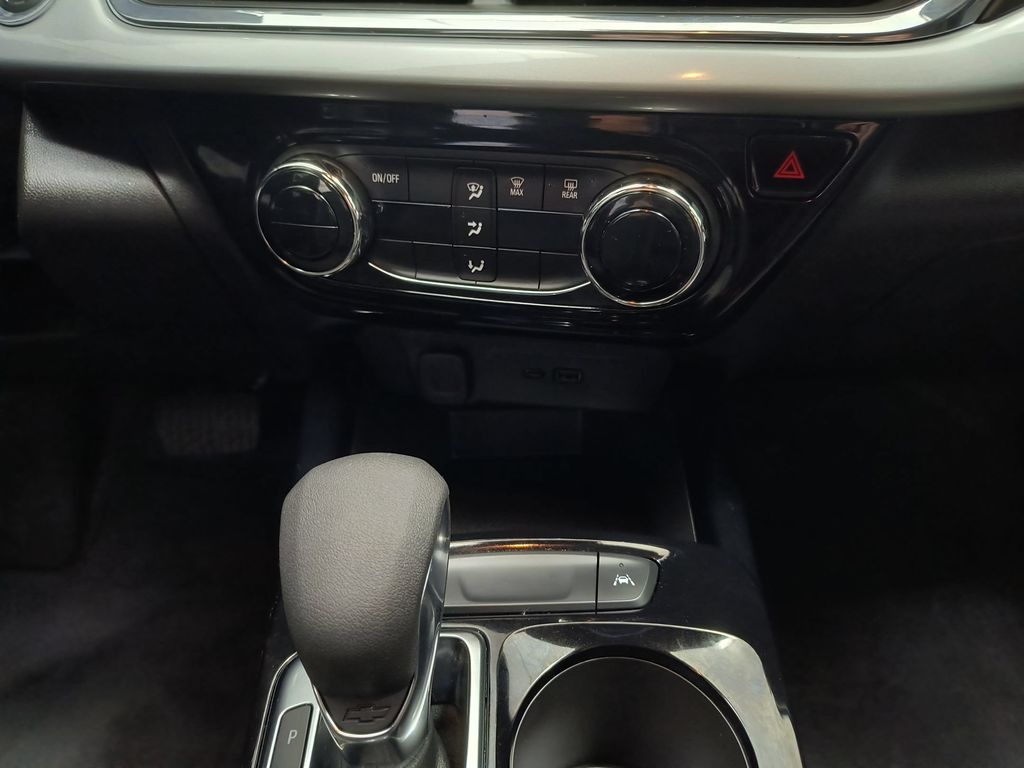 2026 Chevrolet Trax LT - Photo 15