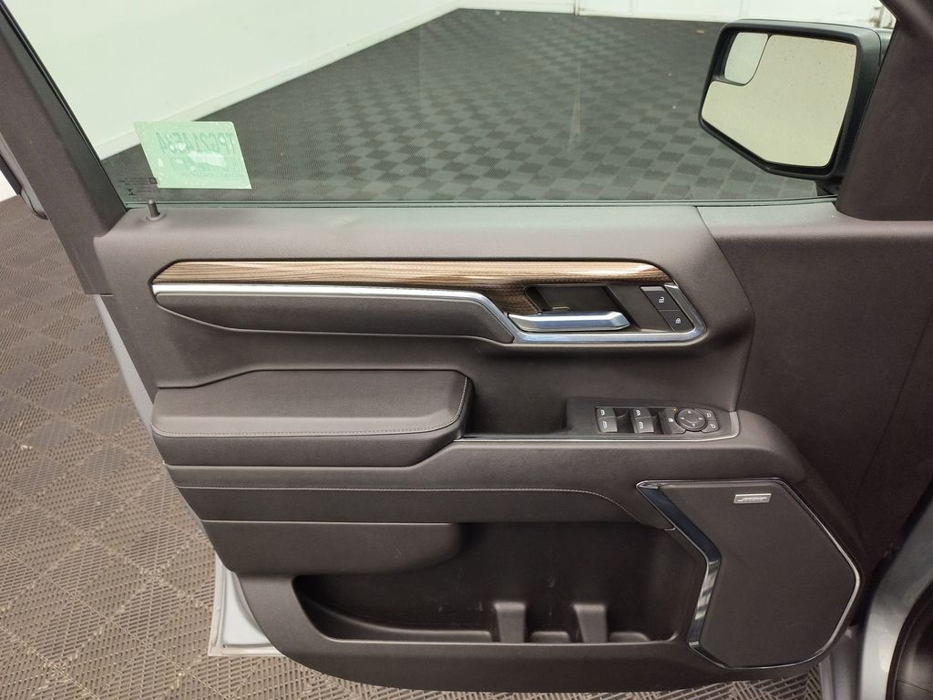 2023 Chevrolet Silverado 1500 RST - Photo 10