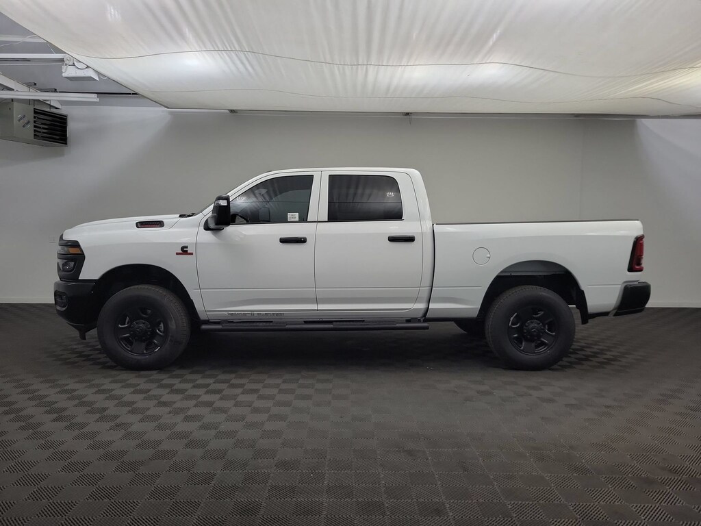 New 2026 Ram 3500 TRADESMAN CREW CAB 4X4 6'4 BOX Pickup