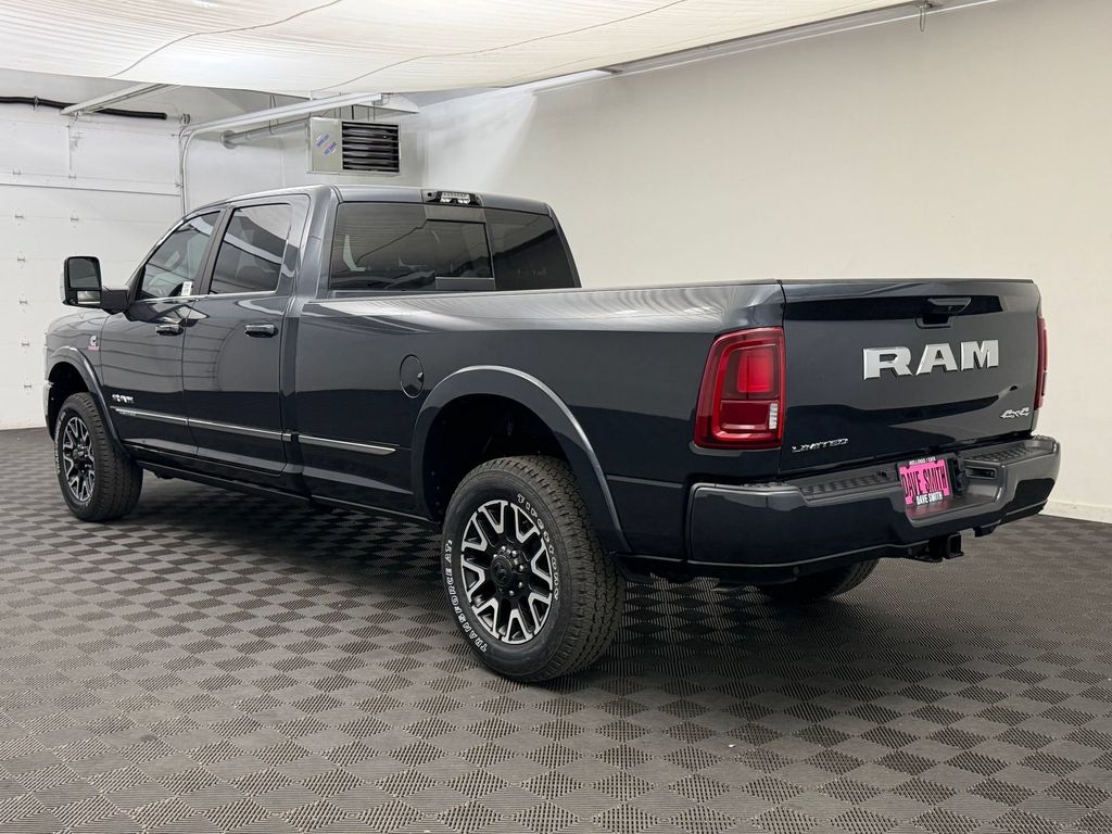 New 2026 Ram 3500 LIMITED CREW CAB 4X4 8' BOX Pickup