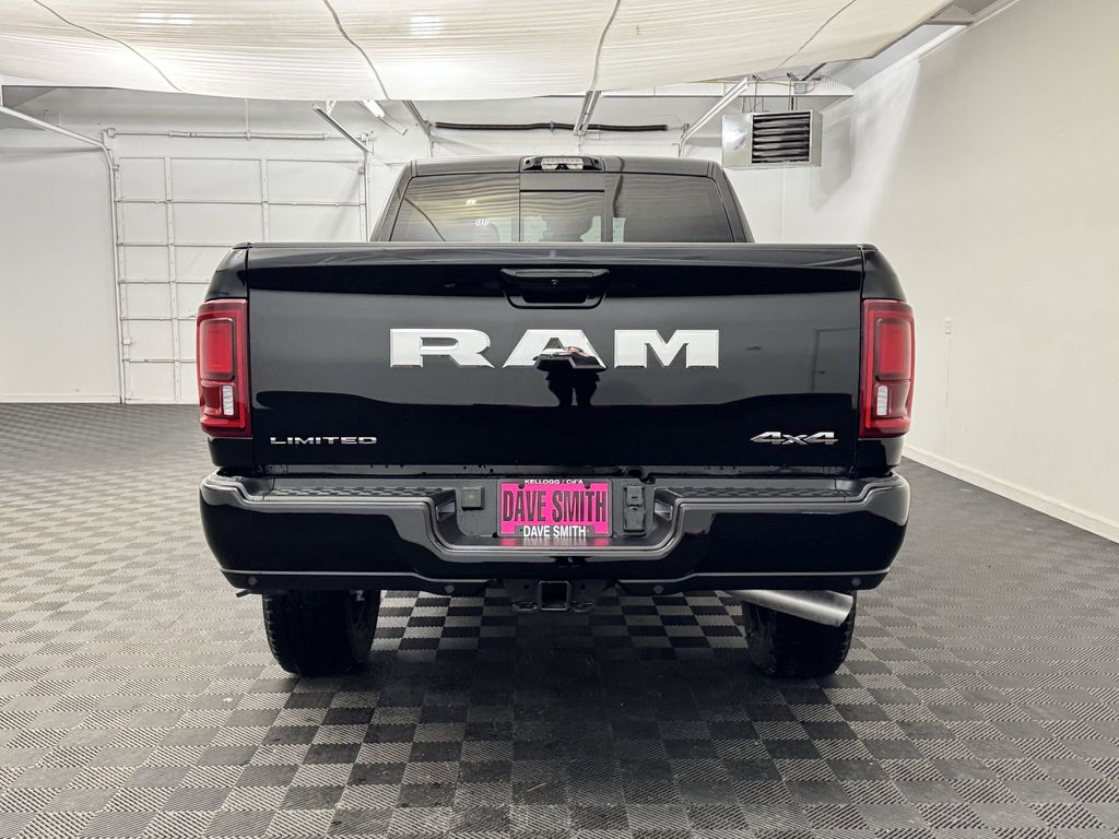 2025 RAM 3500 Limited - Photo 9
