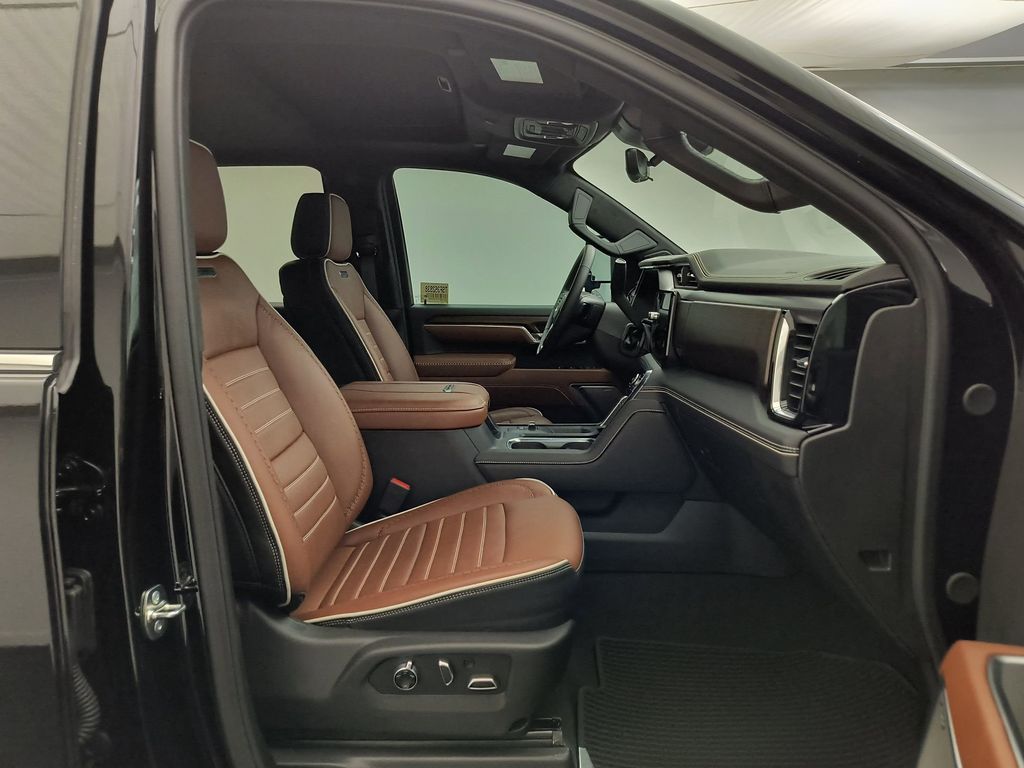 2025 GMC Sierra 3500HD Denali Ultimate - Photo 30