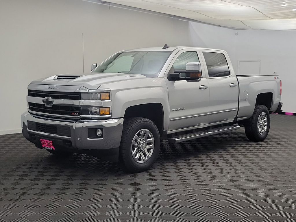 2019 Chevrolet Silverado 3500HD LTZ's photo