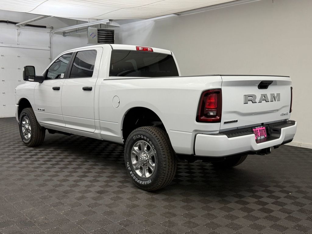 New 2026 Ram 2500 BIG HORN CREW CAB 4X4 6'4 BOX Pickup