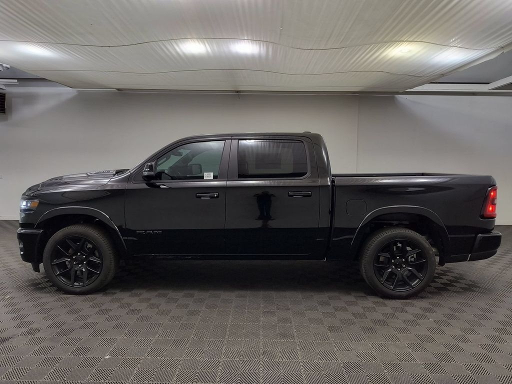 New 2026 Ram 1500 LARAMIE CREW CAB 4X4 5'7 BOX Pickup