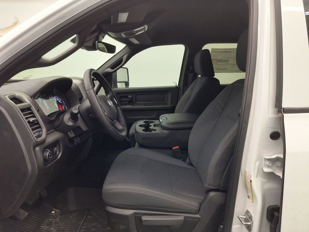 New 2025 Ram 2500 TRADESMAN CREW CAB 4X4 6'4 BOX Pickup