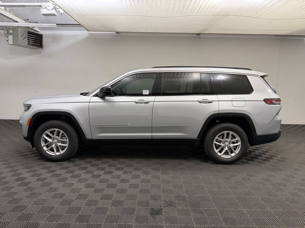 New 2026 Jeep Grand Cherokee L LAREDO 4X4 Sport Utility