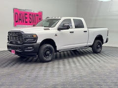 2025 Ram 2500 TRADESMAN CREW CAB 4X4 6'4 BOX Pickup