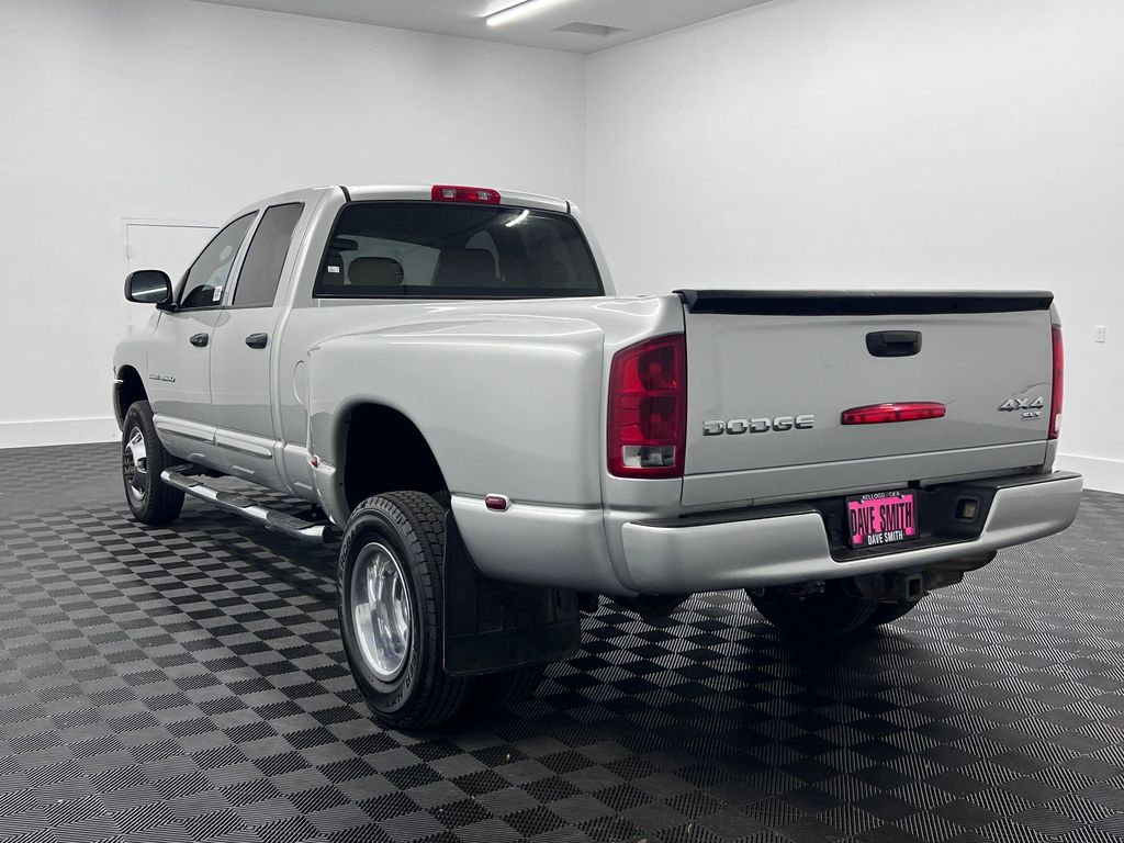 Ram 3500 SLT/Laramie Truck Quad Cab