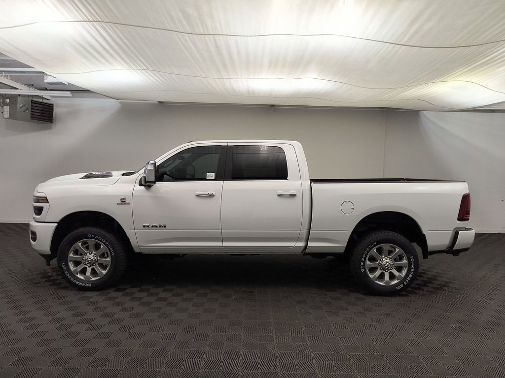 New 2026 Ram 2500 LARAMIE CREW CAB 4X4 6'4 BOX Pickup