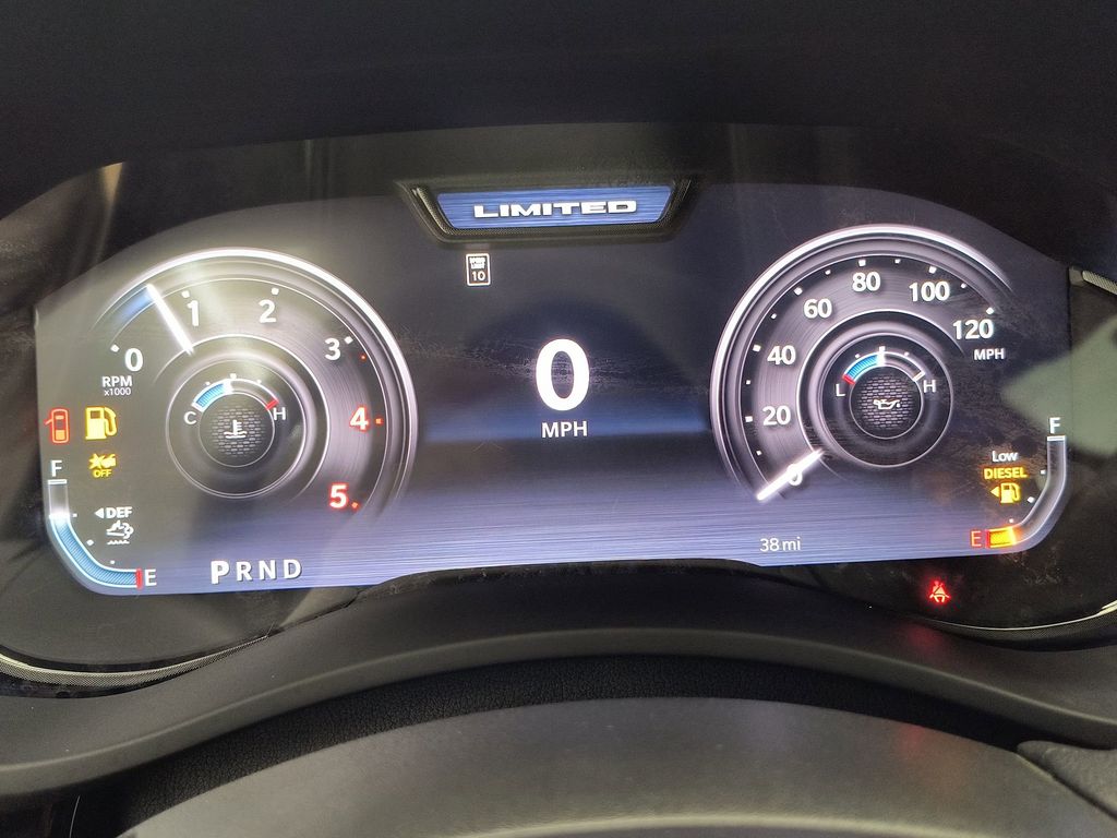 2025 RAM 3500 Limited - Photo 17