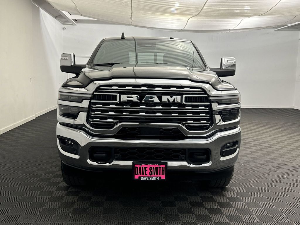 2025 RAM 3500 Limited - Photo 6