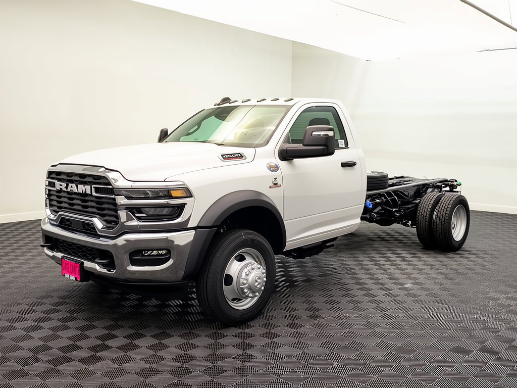 New 2027 Ram 4500 Chassis Cab TRADESMAN REGULAR 4X4 84' CA Pickup
