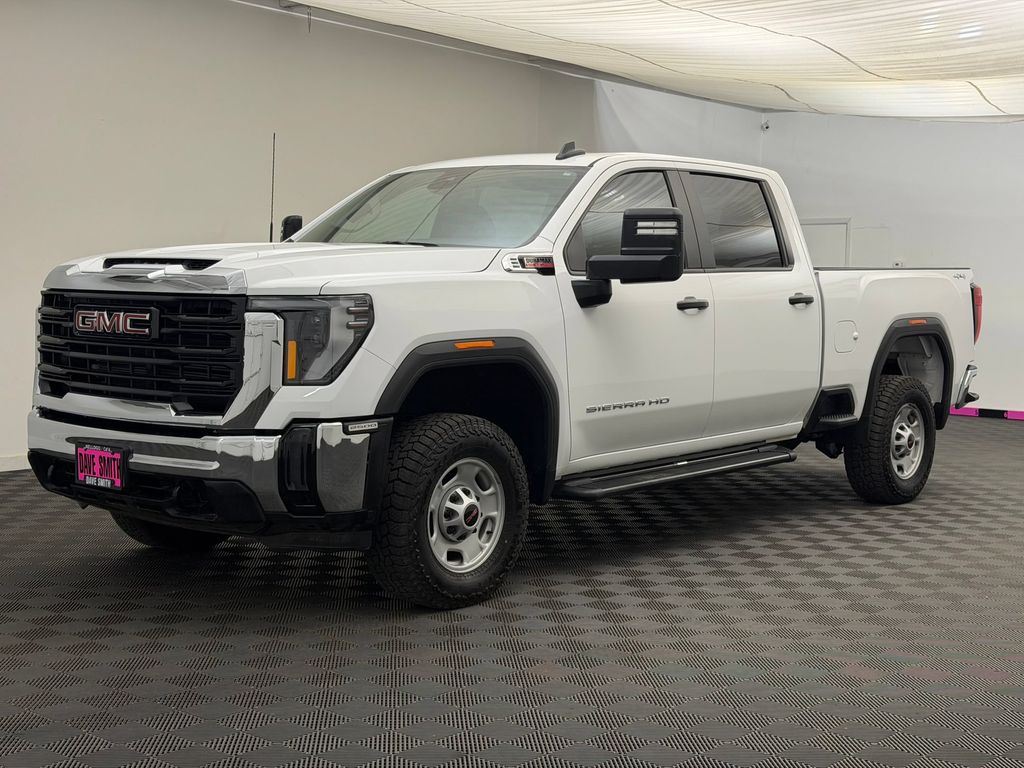 2024 GMC Sierra 4WD Crew Cab Standard Box Pro's photo