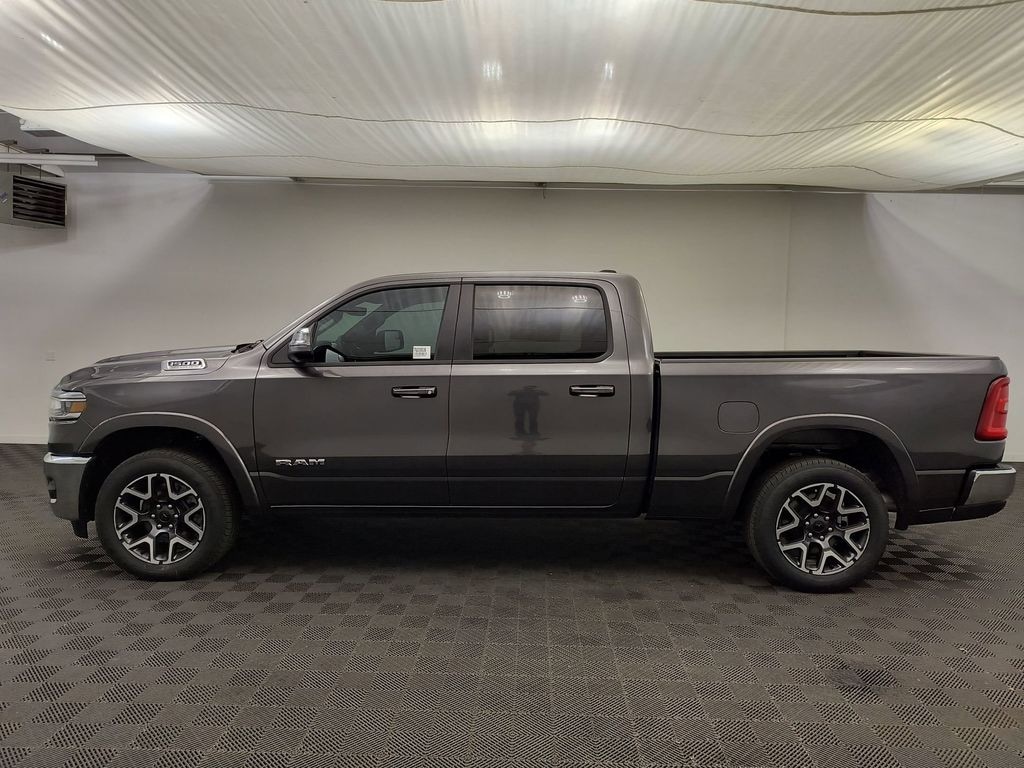 New 2026 Ram 1500 LARAMIE CREW CAB 4X4 6'4 BOX Pickup